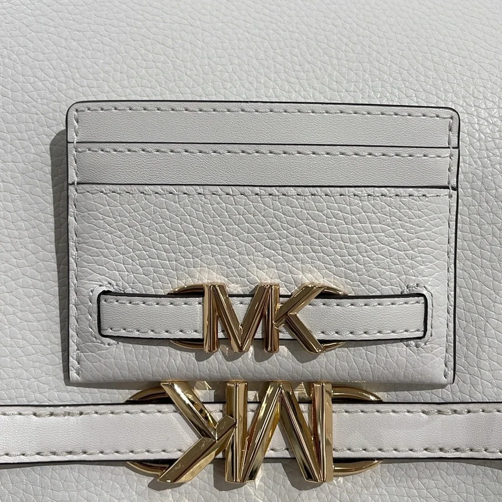 MICHAEL KORS
Reed Large Pebbled Leather Card Holder Case
Optic White 
NWT - Picture 3 of 16